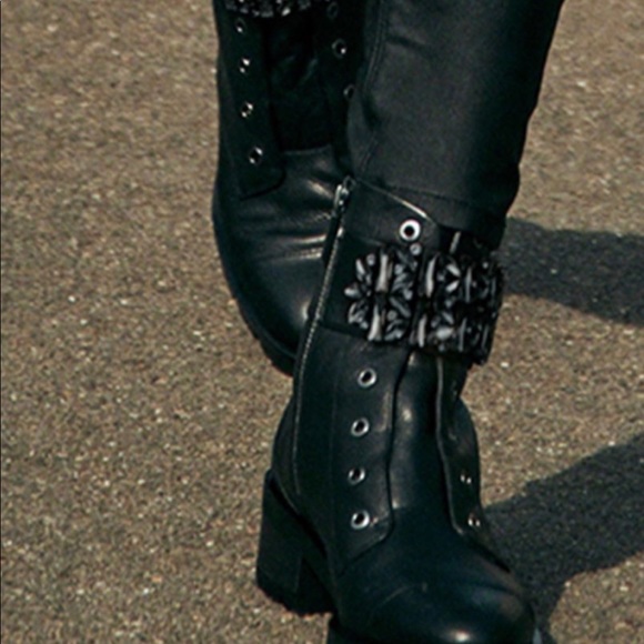 - KARL LAGERFELF  PIPPA Lace Up Boot Size : - Picture 9 of 11